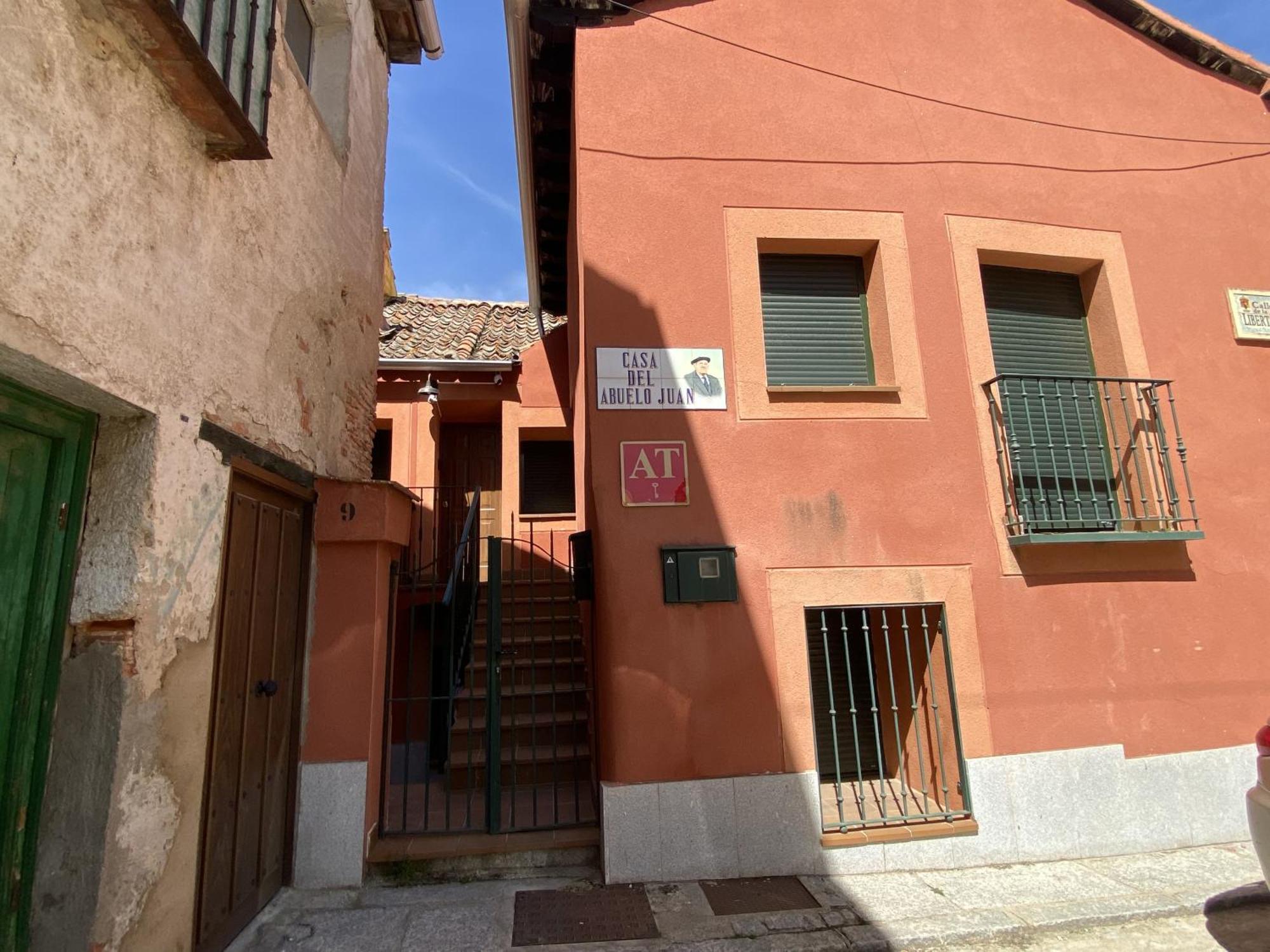 Apartamentos "Casa Abuelo Juan" San Ildefonso Eksteriør bilde